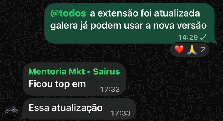 Print do grupo: aviso de que a extensão foi atualizada e a resposta ficou top essa atualização